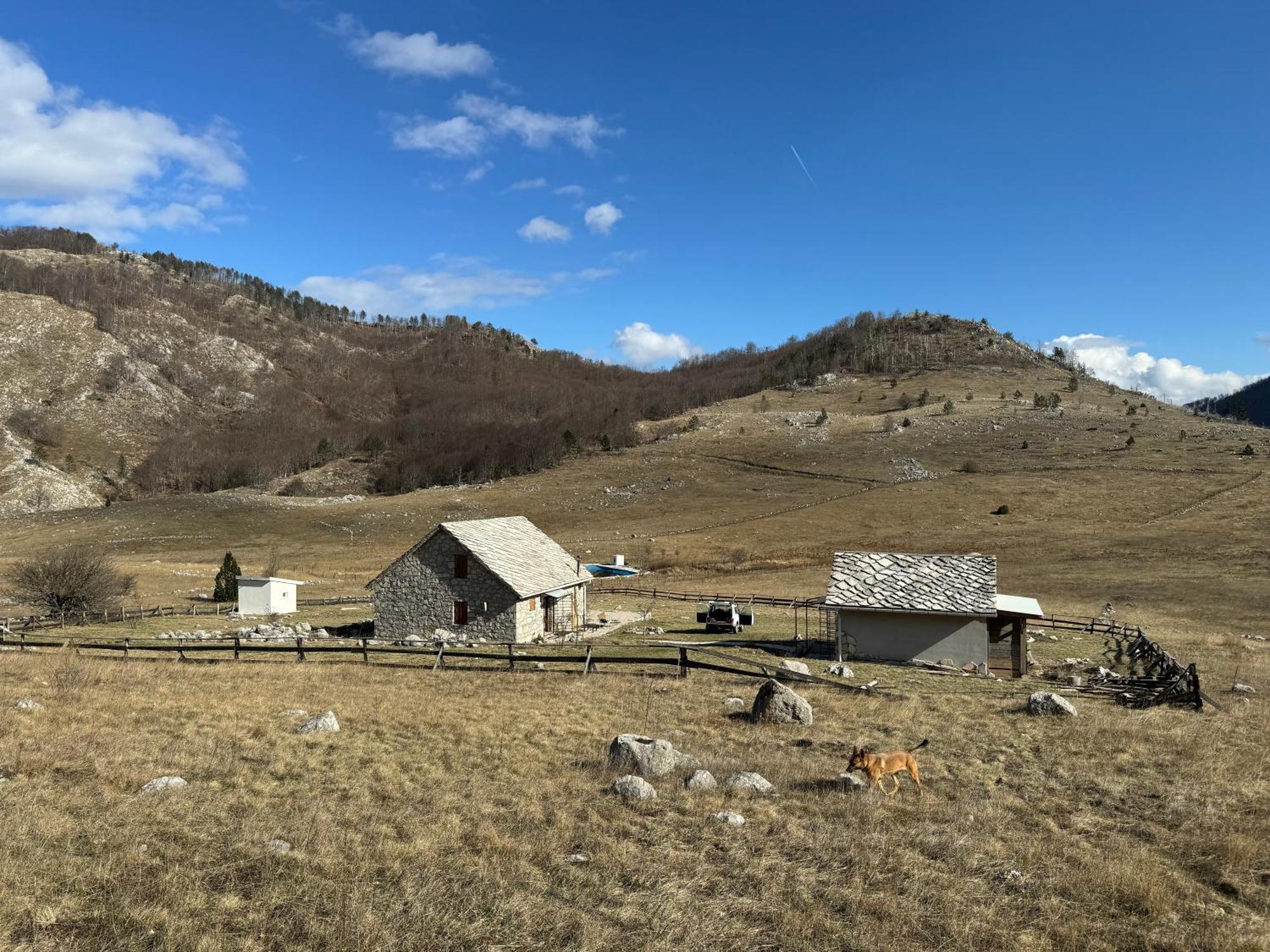 Mountain House Varda Ledenice Esterno foto